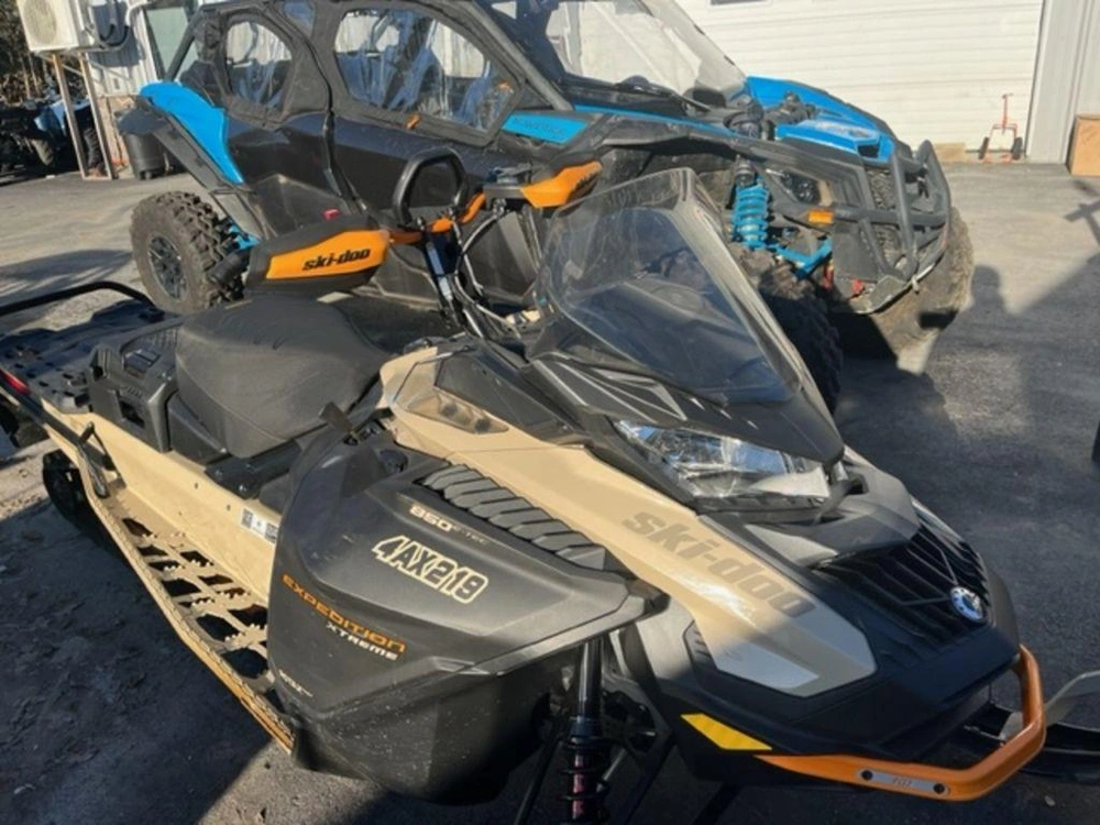 2022 Ski-doo Expedition® Xtreme™ Rotax® 850 E-tec® Arctic Desert / Black