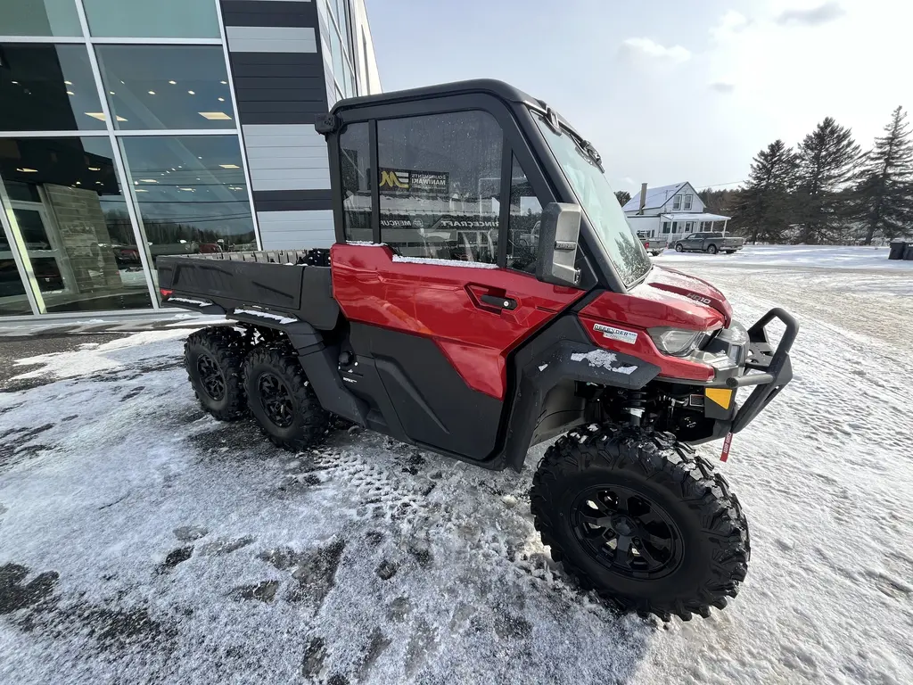 Can-Am DEFENDER 6X6 LIMITED 2025 - DEMO