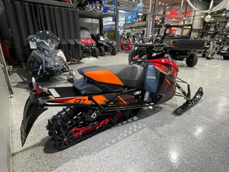 2025 Yamaha Sidewinder L-TX SE