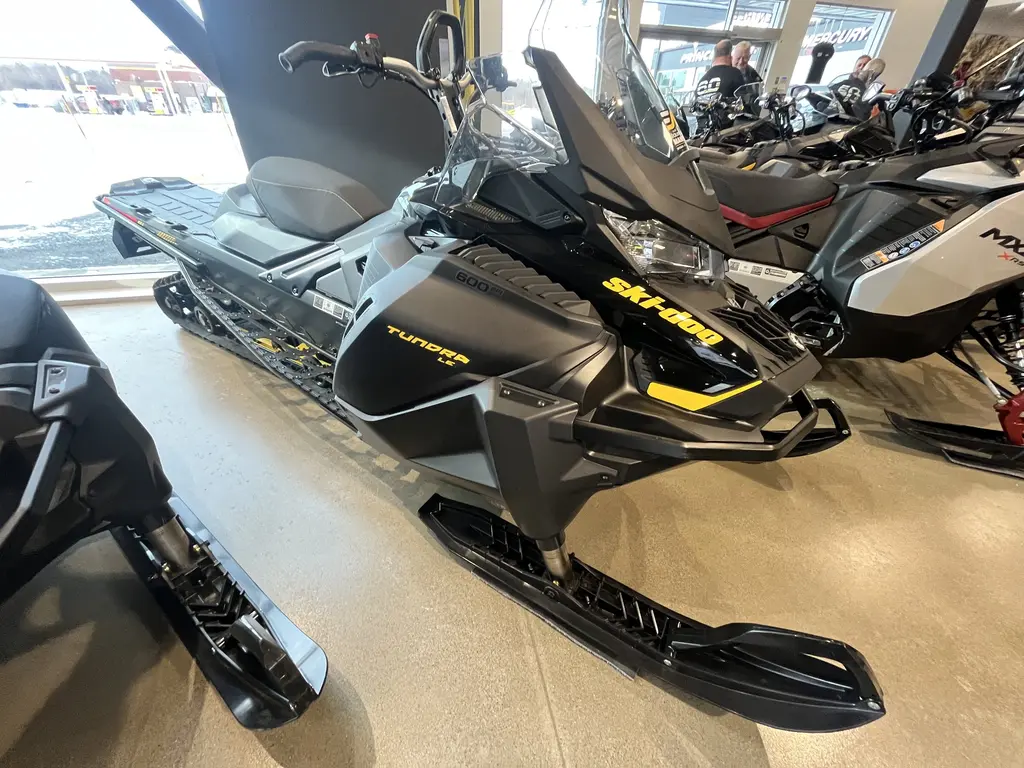 Ski-Doo TUNDRA LE 600 EFI 2025
