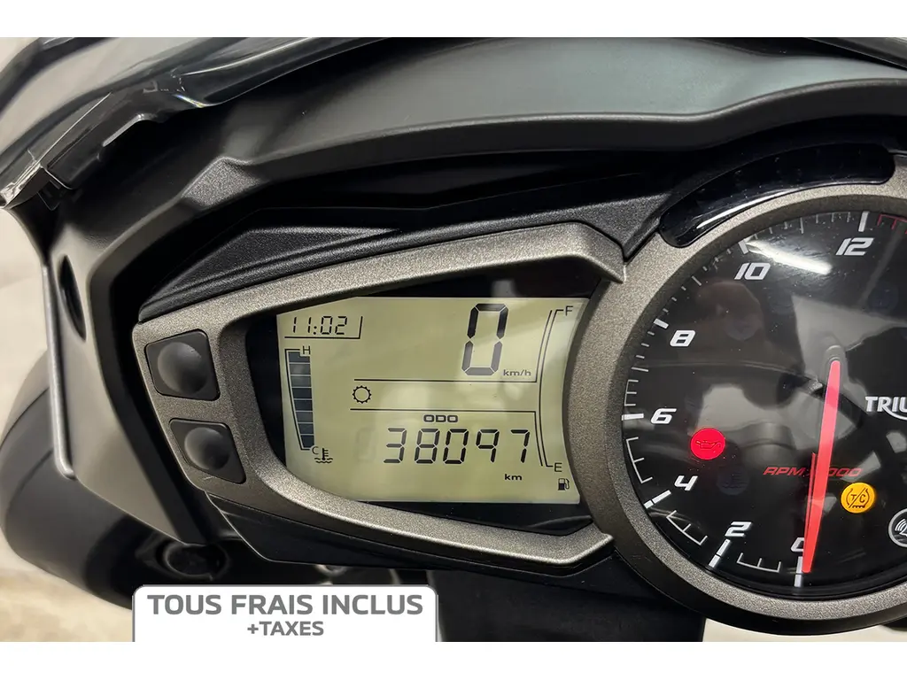 2021 Triumph Street Triple R Low - Frais inclus+Taxes