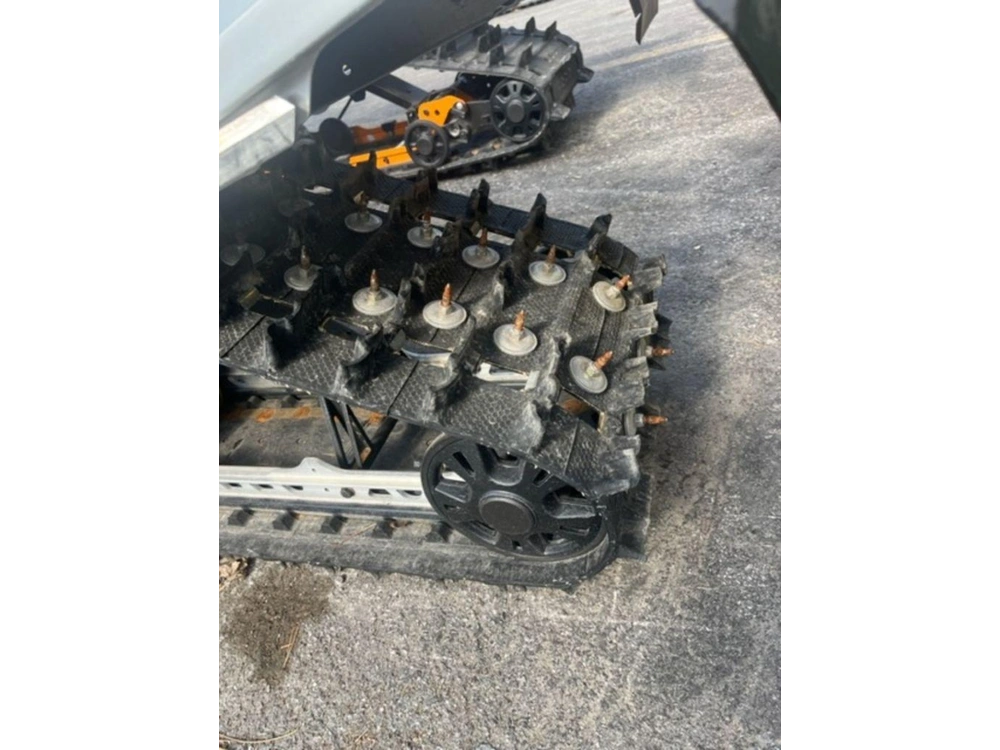 2018 Ski-doo Renegade® Sport Cobra 1.25 Rotax® 600 Carb Rev-xp