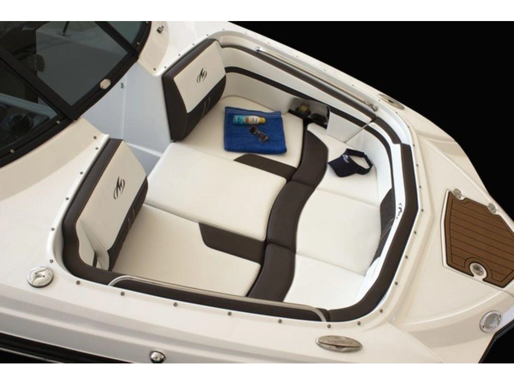 2023 Monterey Boats M4
