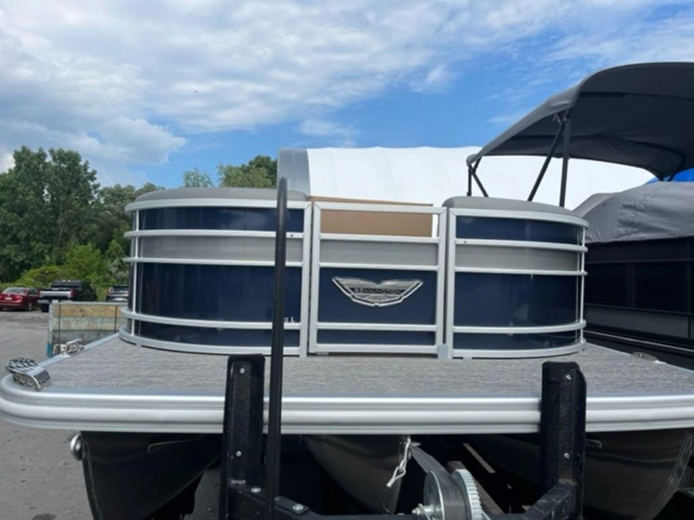 2025 Bennington Marine 21 Lsr