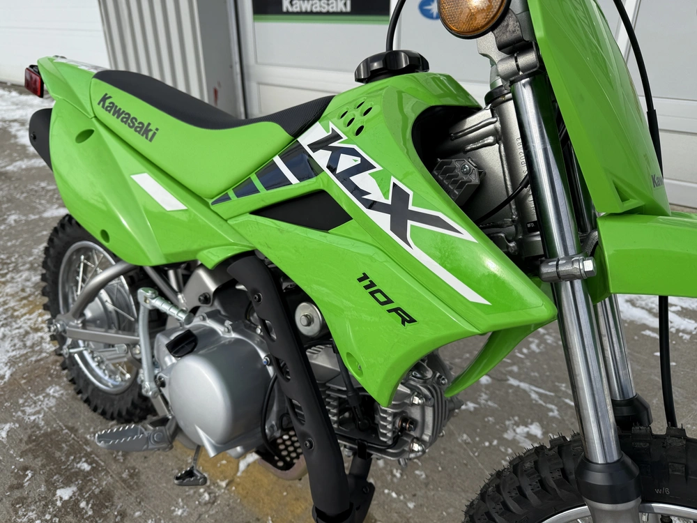 2025 Kawasaki Klx110r alt