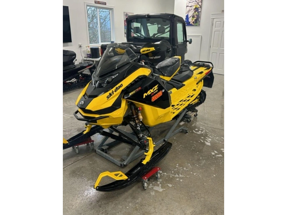 2024 Ski-doo Mxz® X-rs® With Competition Package Rotax® 850 E-tec Turbo R Ss Ripsaw Ii 1