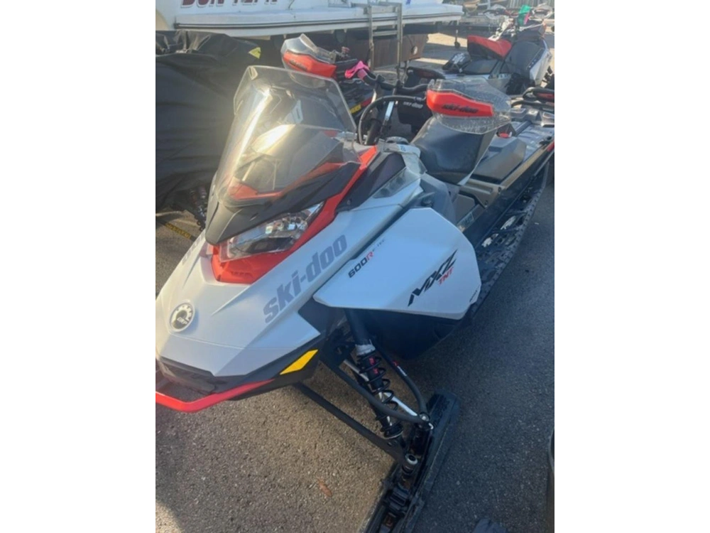 2021 Ski-doo Mxz® Tnt® Rotax® 600r E-tec® Ripsaw 1.25 Black