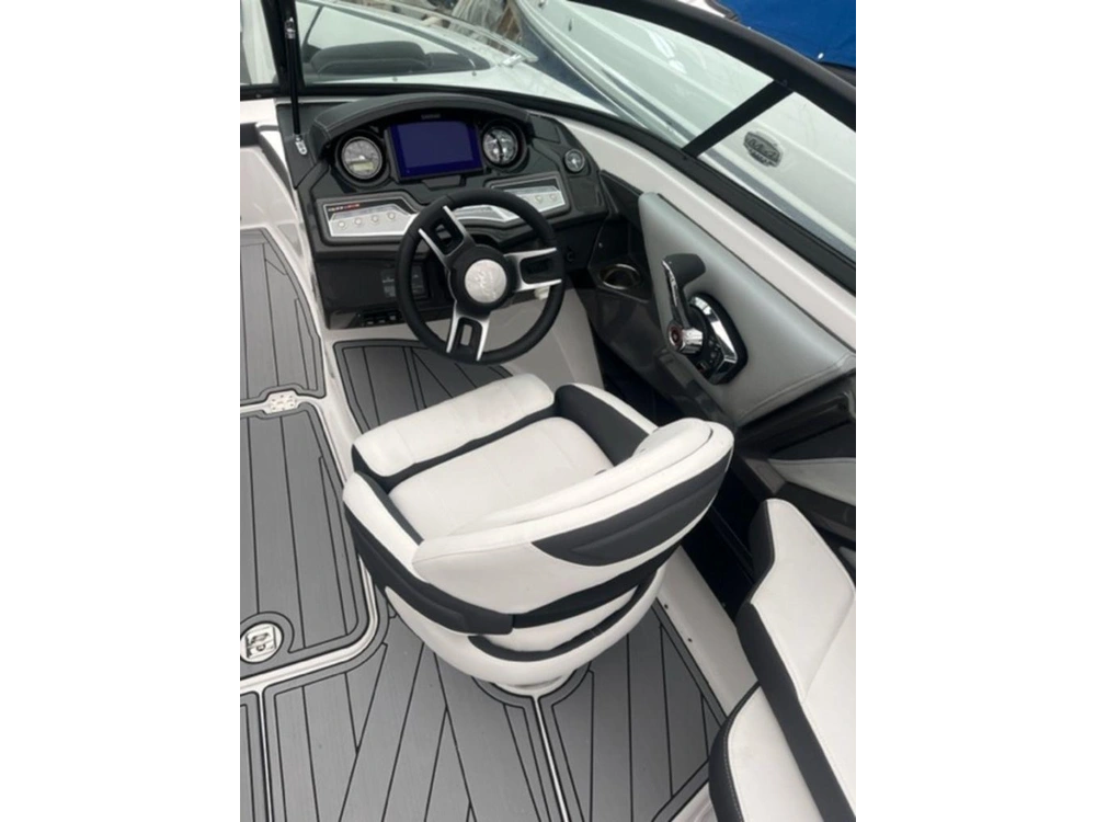 2024 Monterey Boats 238ss