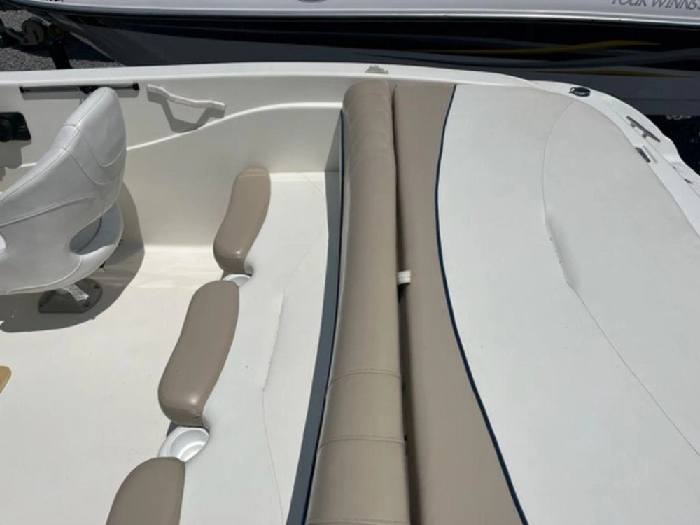 2005 Glastron 175