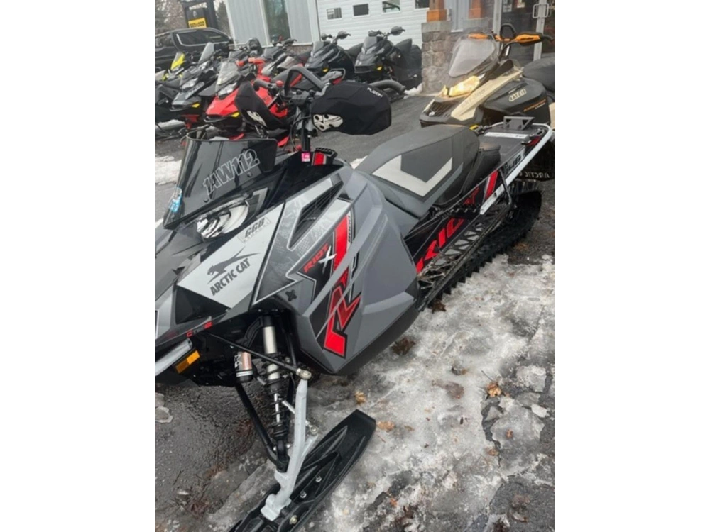 2021 Arctic Cat Riot X 8000 146"/2.60" Ams W/ Qs3 Shocks Charcoal