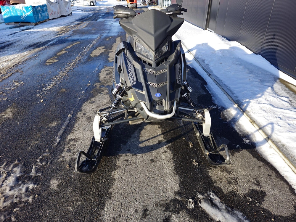 Polaris Assault 800 144 2017 alt