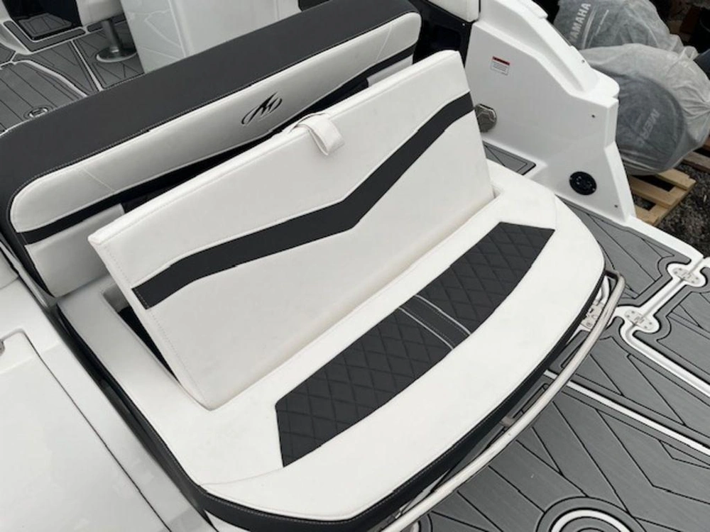2025 Monterey Boats 258ss