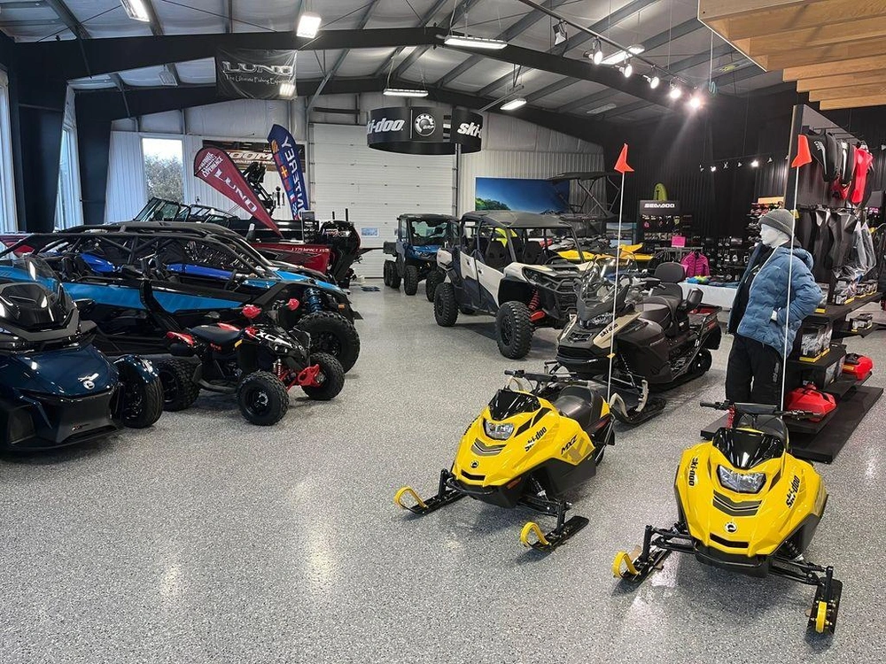 2025 Ski-doo Mxz® 120