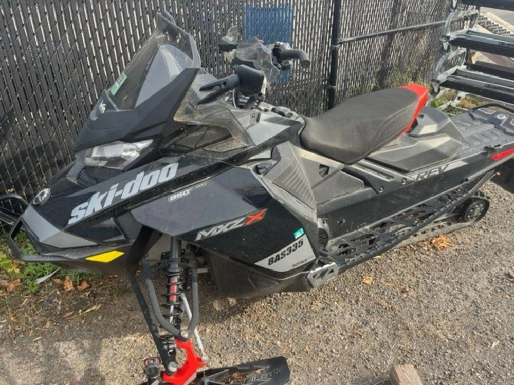 2020 Ski-doo Mxz® X Rotax® 850 E-tec® Ripsaw 1.25 Black