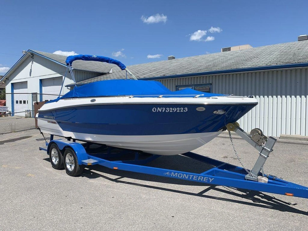 2018 Monterey Boats 218ss