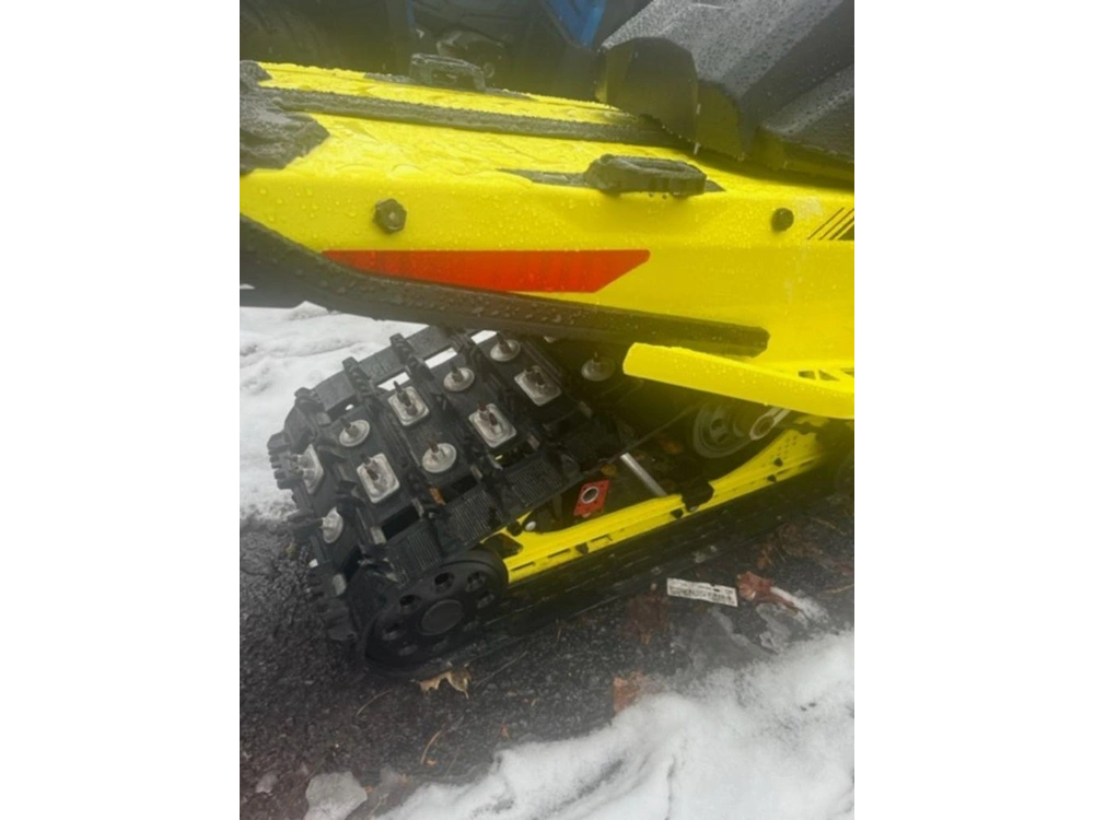 2020 Ski-doo Mxz® X Rotax® 850 E-tec® Ripsaw 1.25 Yellow