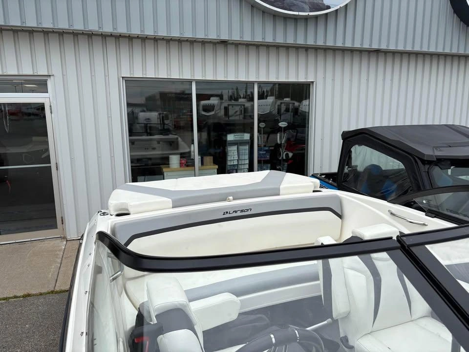 2017 Larson 185s Package alt