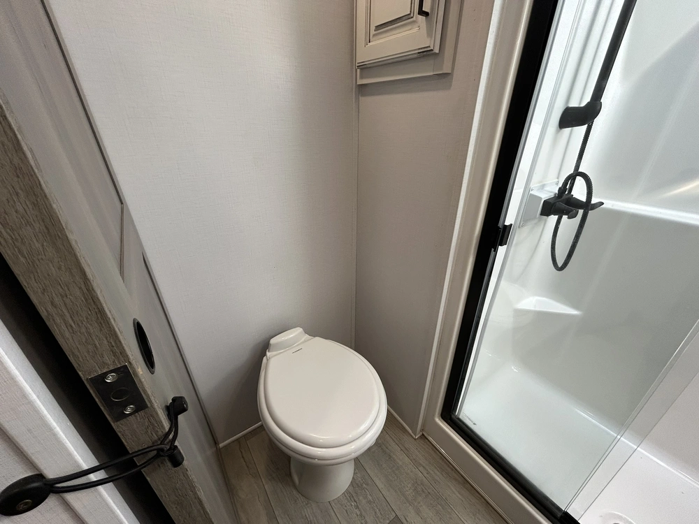 Keystone Rv Montana 3121rl 2022 alt
