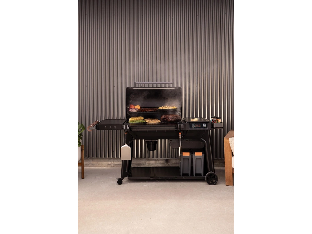 2025 Traeger Woodridge Pro alt