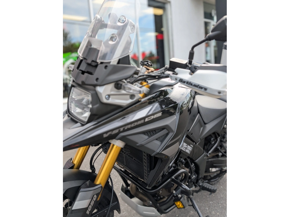 Suzuki V-strom 1050 De Vstrom - V Strom - Pneus Neufs - Valises Incluses 2023 alt