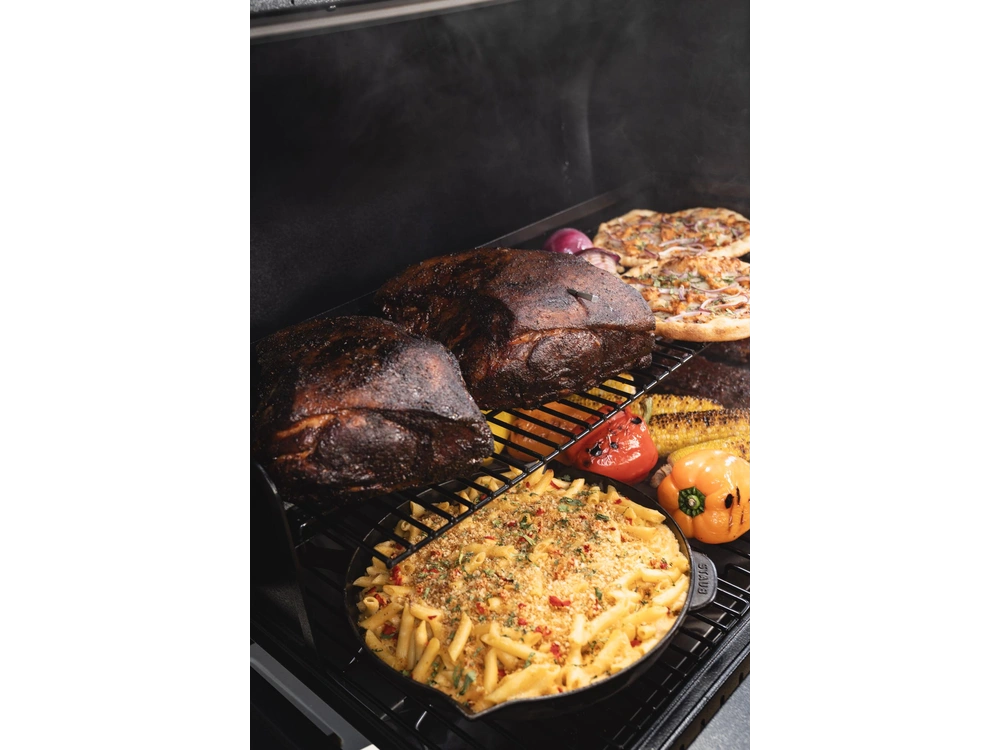 2025 Traeger Woodridge Pro alt