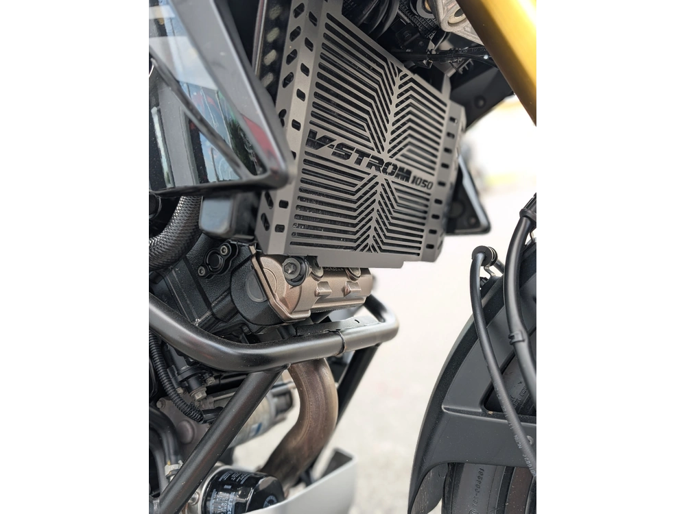 Suzuki V-strom 1050 De Vstrom - V Strom - Pneus Neufs - Valises Incluses 2023 alt
