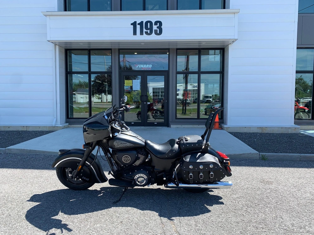 Indian Motorcycle Chief Dark Horse 2017 alt