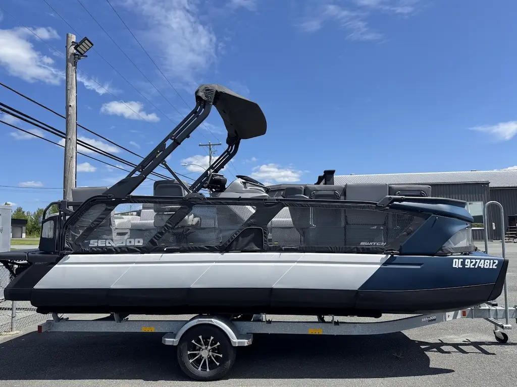 2024 Sea-Doo Switch Cruise 21′ 230hp