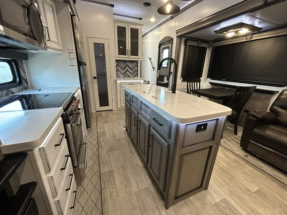 Keystone Rv Montana 3121rl 2022 alt