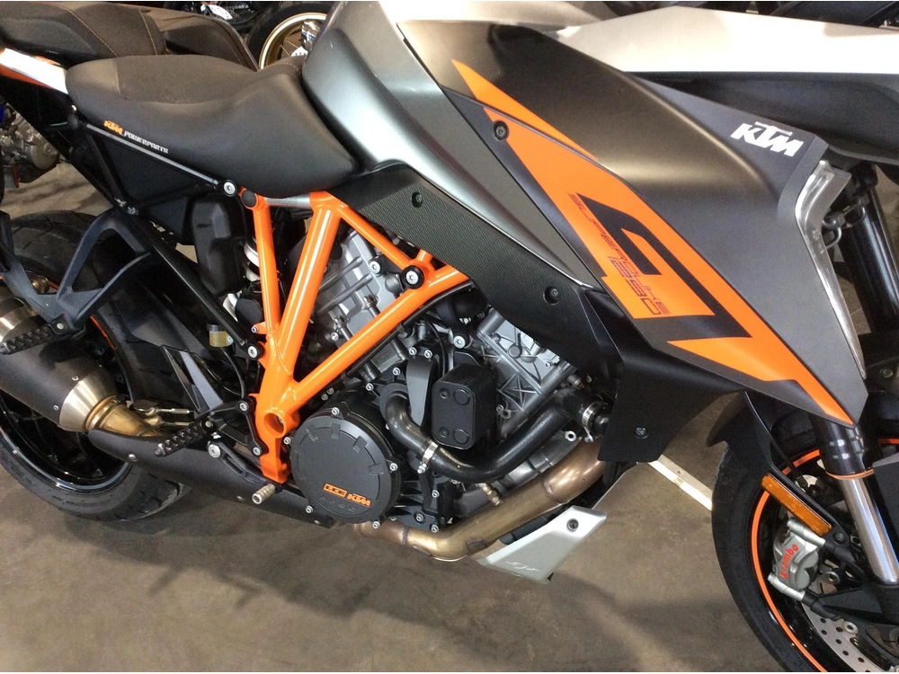 2016 Ktm 1290 Super Duke Gt alt