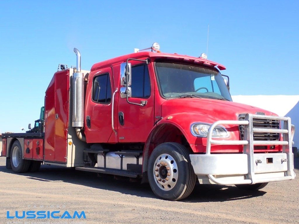 Freightliner M2106 2005