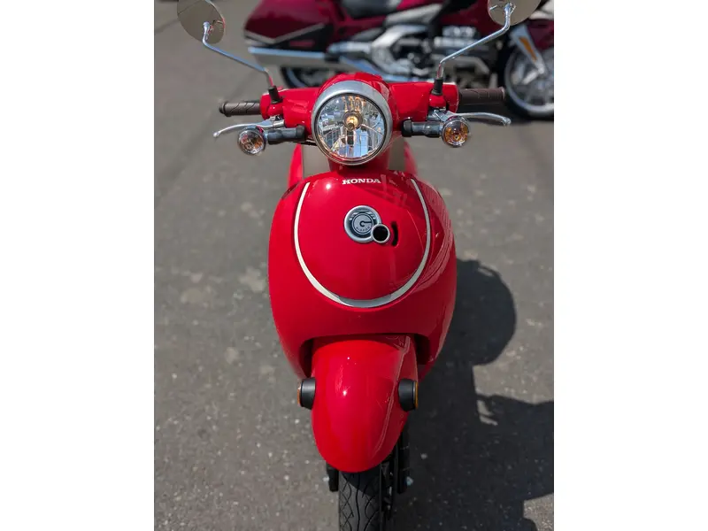 2025 Honda GIORNO NCW50S | 🌍 Rival Piaggio Typhoon 50, Vespa Primavera 50 & Yamaha Jog 🌍