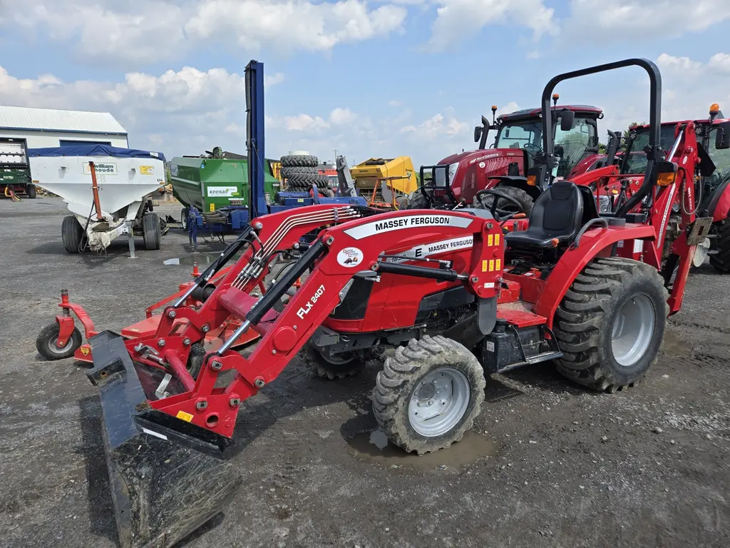 Massey Ferguson 1835E 2022