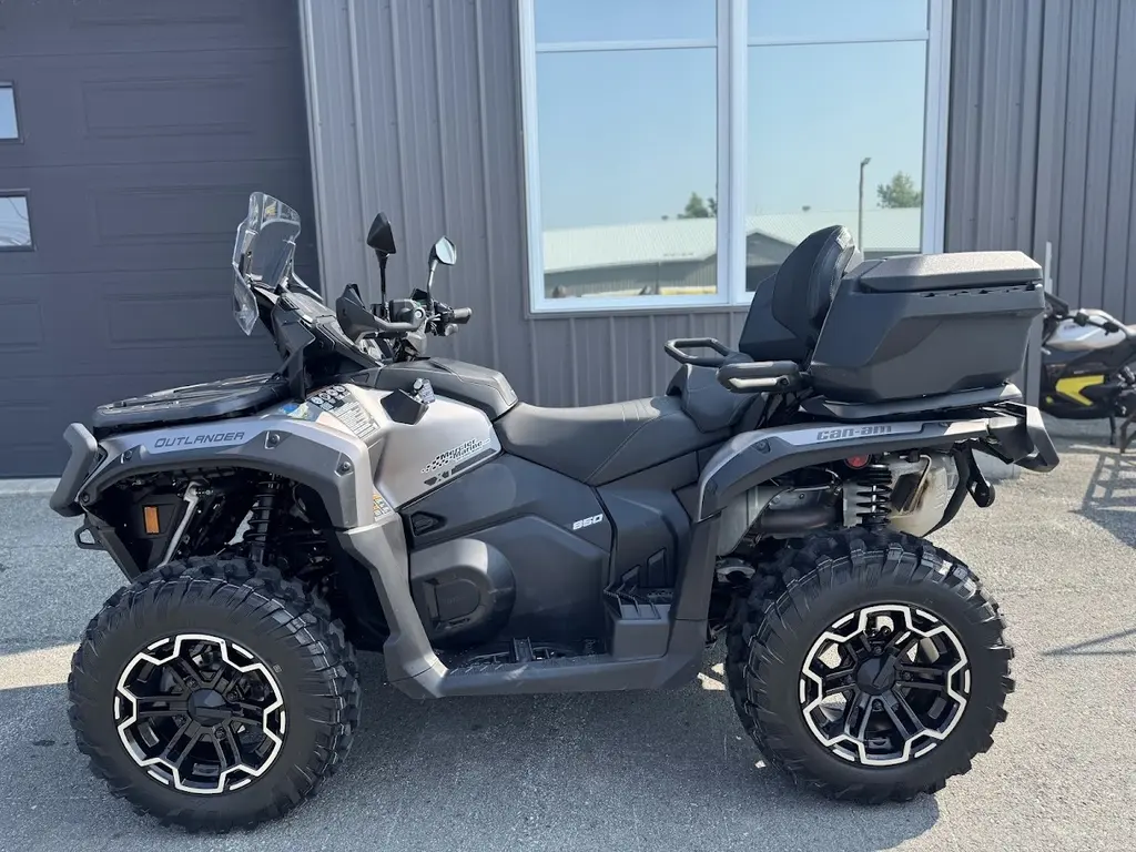 Can-Am Outlander Max XT 850 2025