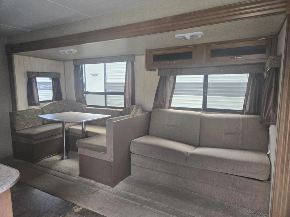 2016 Coachmen Catalina 273dbs As Is!! alt