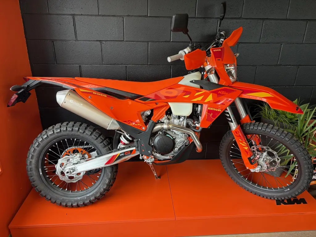 KTM 500 EXC-F 2025 - SIX DAY'S EDITION