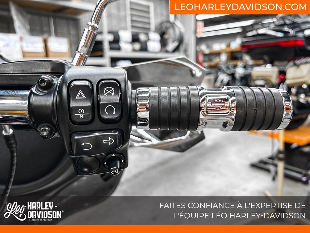 Harley-davidson Flhtcutg Tri Glide Ultra 2022 alt