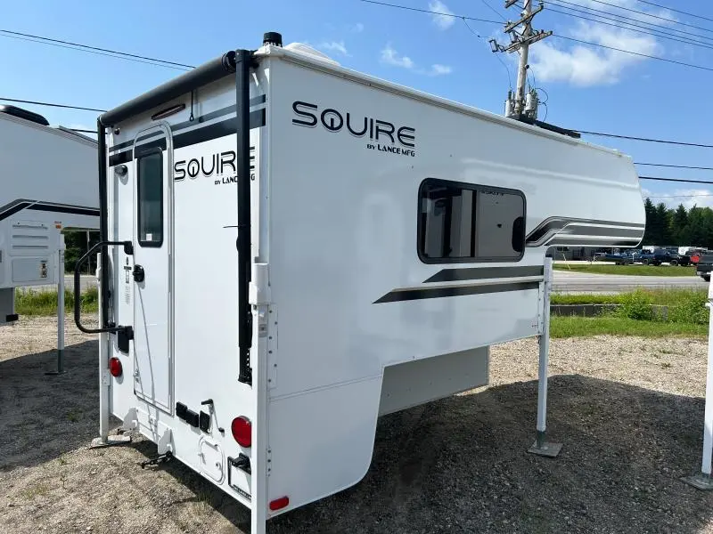 2026 Lance 825SQ