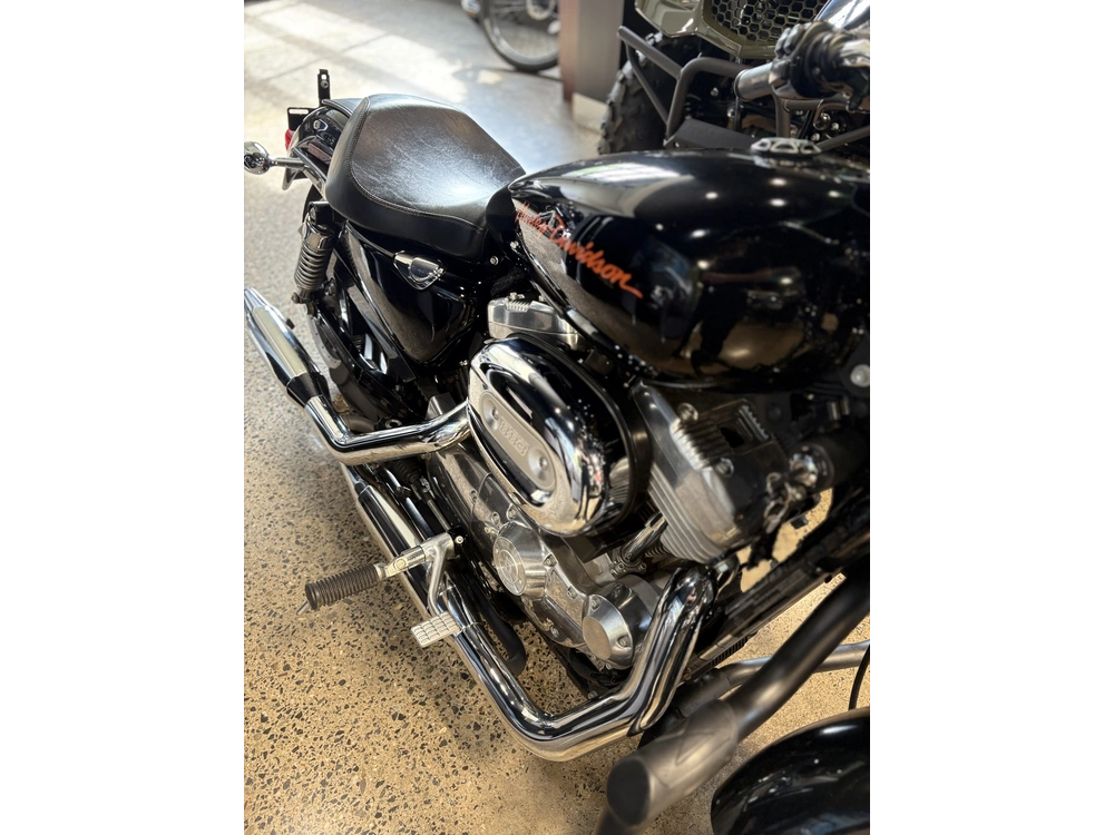 Harley-davidson Sportster 883 Superlow 2014 alt