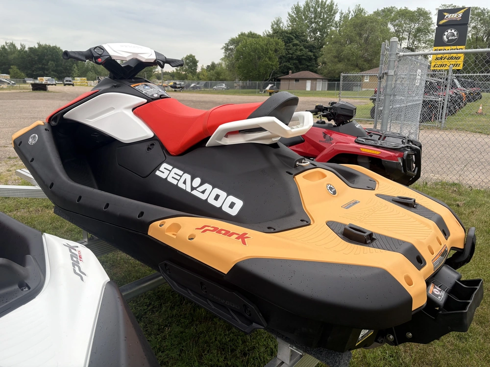 2025 Sea-doo/brp Spark 2up 900 alt