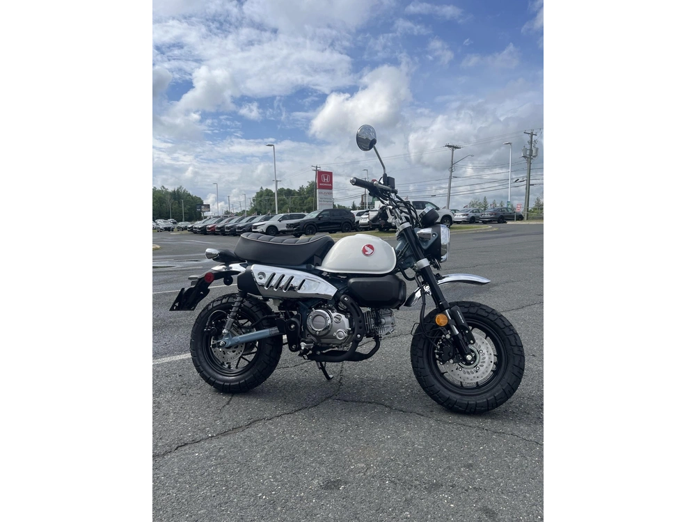 Honda Monkey Z125mas 2025 alt