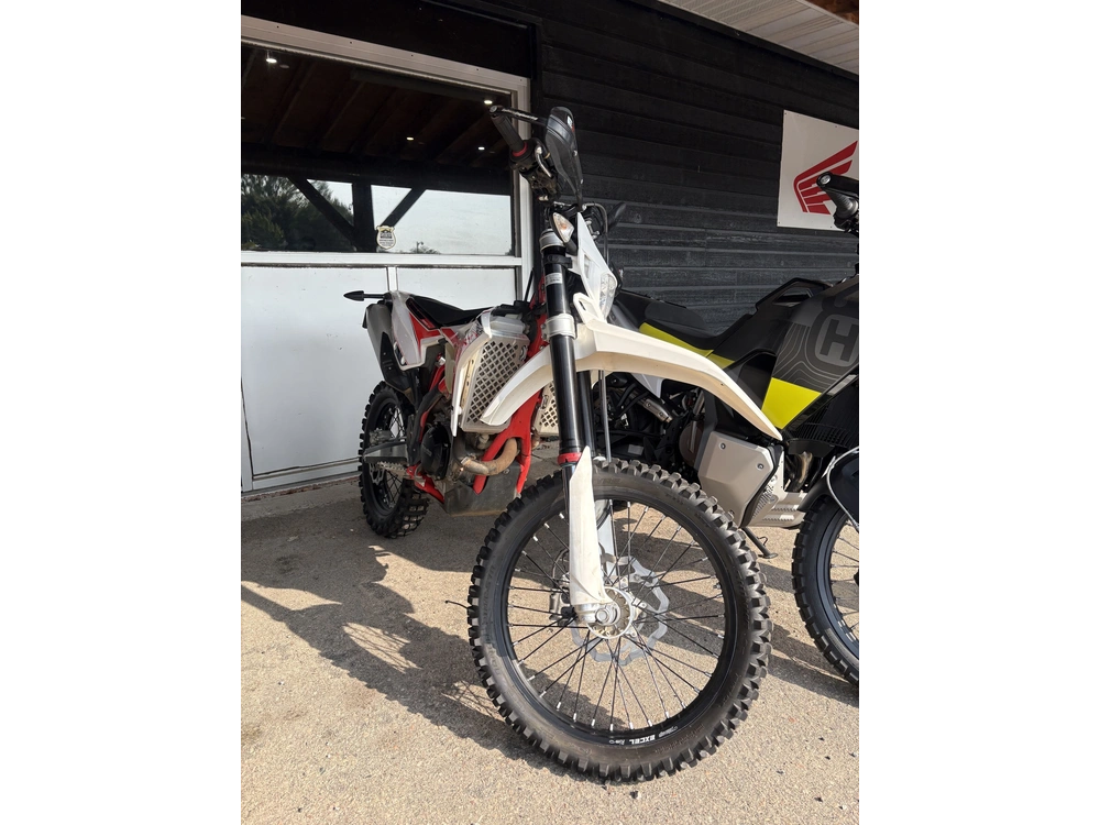 2020 Beta 390 Rrs alt