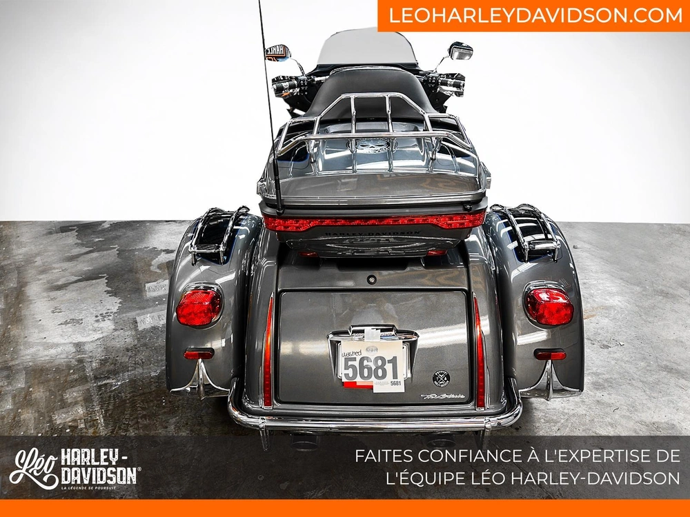 Harley-davidson Flhtcutg Tri Glide Ultra 2022 alt