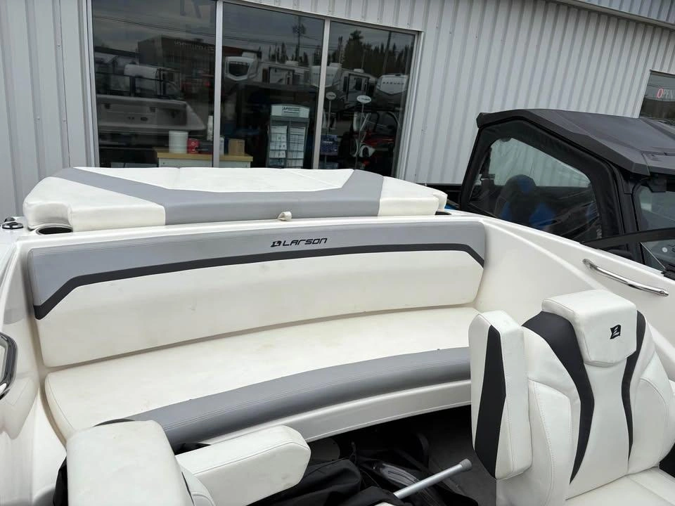 2017 Larson 185s Package alt