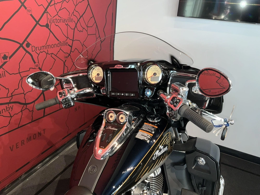 2025 Indian Motorcycle Roadmaster Elite alt