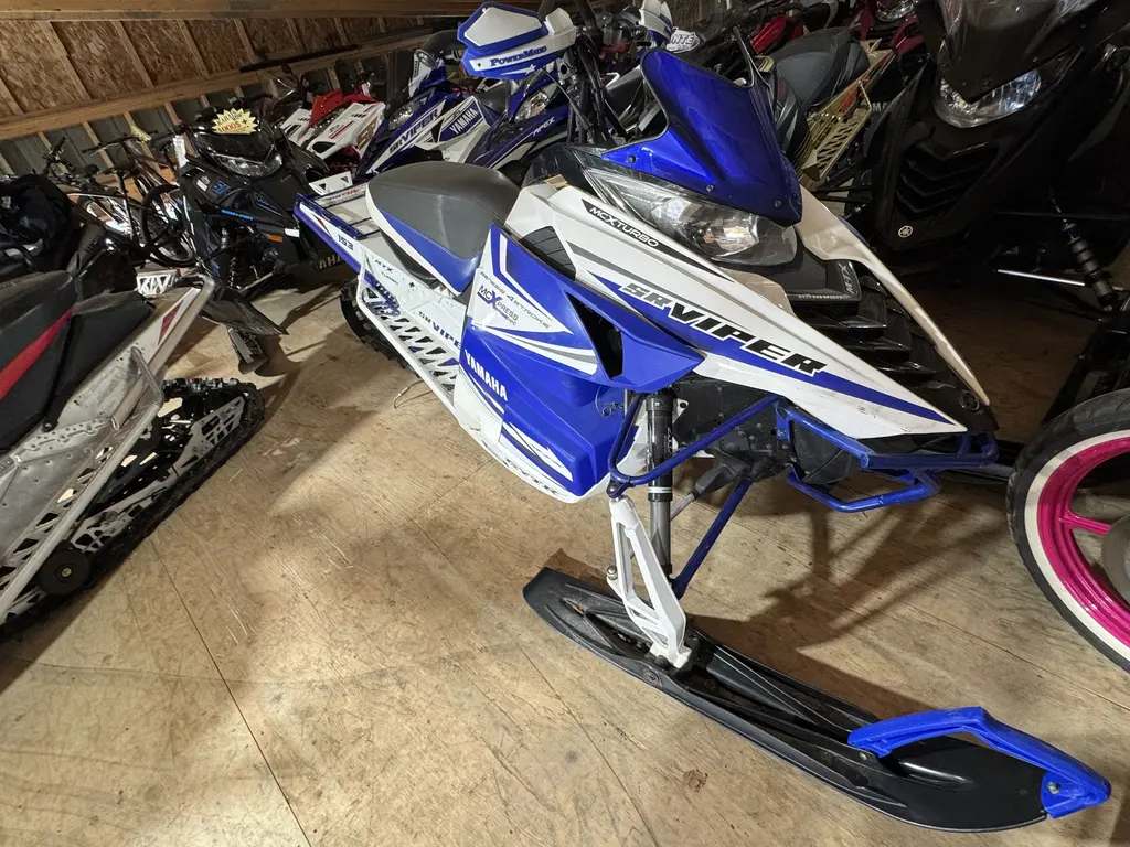 2015 Yamaha SRVIP SR VIPER MTX 153 SE TURBO ( MC EXPRESS )