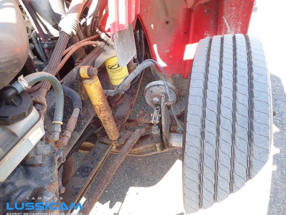 Freightliner M2106 2005