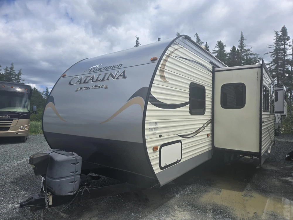 2016 Coachmen Catalina 273dbs As Is!! alt