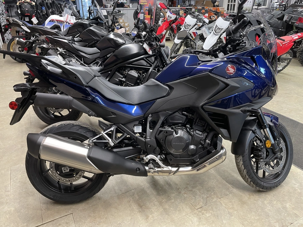 2025 Honda Nt1100as alt