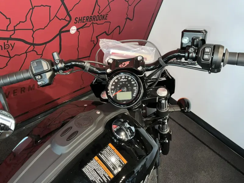 2025 Indian Motorcycle Sport Scout thumbnail 4